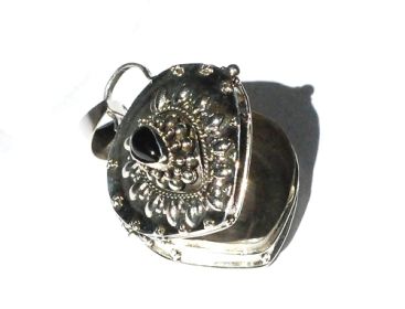 Sterling Silver Heart Shape Genuine Black Onyx Keepsake Prayer Box