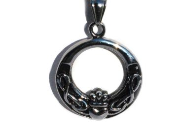 Stainless Steel Celtic Irish Claddagh Heart in Circle Pendant