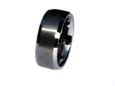 Tungsten Carbide 8 mm Matte Smooth Brush Center Ring
