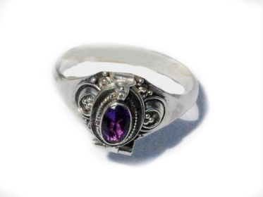Sterling Silver Poison Ring with Oval Shape Amethyst CZ Gemstone
