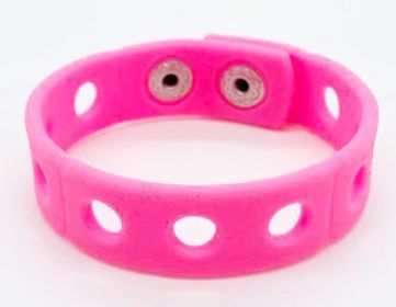 Fashion Silicone Hole Bracelet Jewelry (Color: Pink)