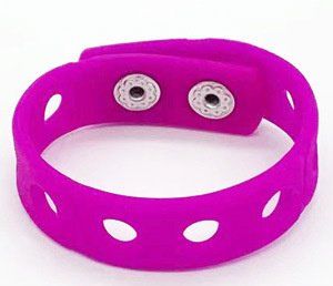 Fashion Silicone Hole Bracelet Jewelry (Color: Purple)