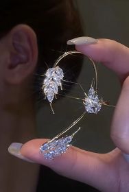 Jewelry Trend Diamond Leaf Feather Zircon Ear Clip (Color: Golden left ear)