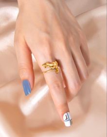 Cute Dinosaur Shape Jewelry For Women Fashion Ring (Color: Gold Tyrannosaurus, size: Do Not Need Gift Box)