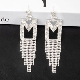 Fashion Jewelry 925 Silver Needle Ornaments Rhinestone Letter B Earrings Banquet Tassel Ear Ornaments Female (Color: Silver, style: M)