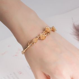 Antique Bell Ring Bracelet Retro Jewelry (Color: Gold plum bracelet)